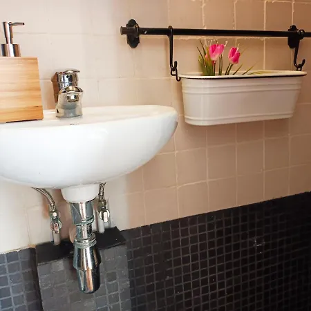 Urquinaona Rooms Albergue